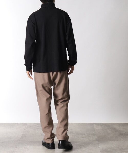 THE SHOP TK (ザ ショップ ティーケー )の「◆【プレミアムコットンシリーズ】ロングスリーブタートルネックTシャツ(Tシャツ/カットソー・メンズ・サンドベージュ/モスグリーン/オフホワイト/ブラック・02/03/04)」の18枚目の写真