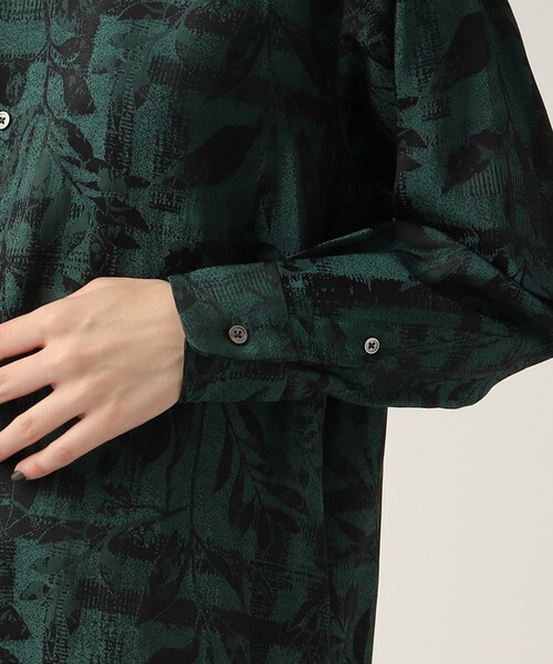 tk.TAKEO KIKUCHI（ティーケータケオキクチ）の「◆ブライトリーフジャカードシャツ（シャツ/ブラウス・レディース・キャメル/ダークグリーン系3/ブラック系3・66）」の9枚目の写真