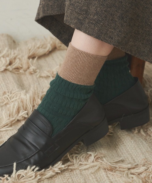 Libra Cue（リブラ キュー）の「パターン編みバイカラーソックス（ソックス/靴下・レディース・グリーン/ブラック/グレー/イエロー・FREE）」の14枚目の写真