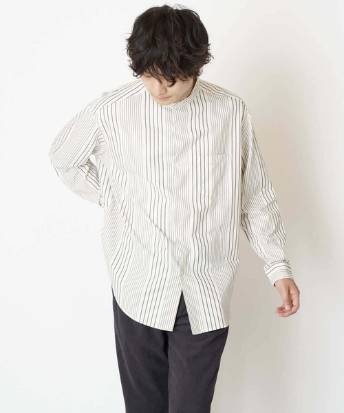 a.v.v(アーヴェヴェ)の「ビエラストライプワイドシルエットバンドカラーシャツ(シャツ/ブラウス・メンズ・チャコールグレー/アイボリー・48/46/50)」の13枚目の写真