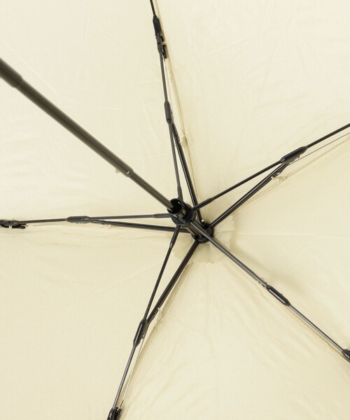 bpr BEAMS（ビーピーアール ビームス ）の「【軽量・コンパクト】エア ライト 折り畳み傘（折りたたみ傘・レディース・ブラック/ベージュ/グレー/ターコイズブルー/ライトグリーン/ネイビー・ONE SIZE）」の14枚目の写真