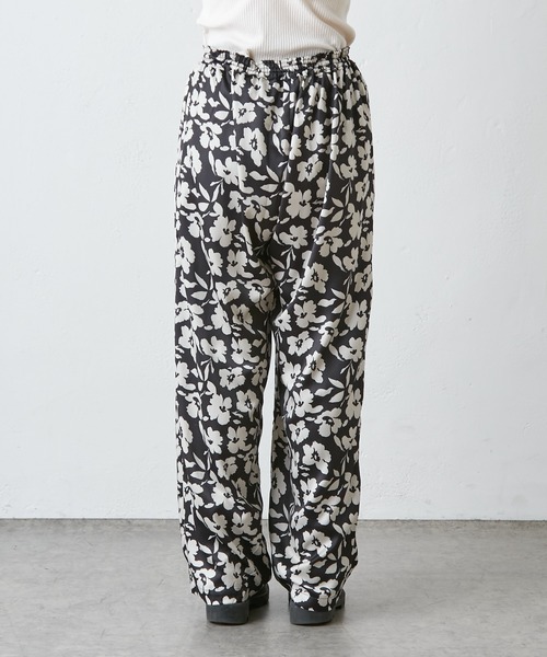 PUAL CE CIN（ピュアルセシン）の「アソートストレート柄パンツ（その他パンツ・レディース・ベージュ/ネイビー/ブラック・FREE）」の7枚目の写真