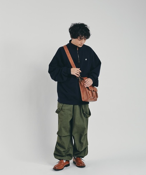 MUHET(ミュエータ)の「裏毛ハーフジップスウェット(スウェット・レディース・パープル/オレンジ/ネイビー/ダークブラウン/カーキ/ライトベージュ・X-LARGE/MEDIUM)」の21枚目の写真