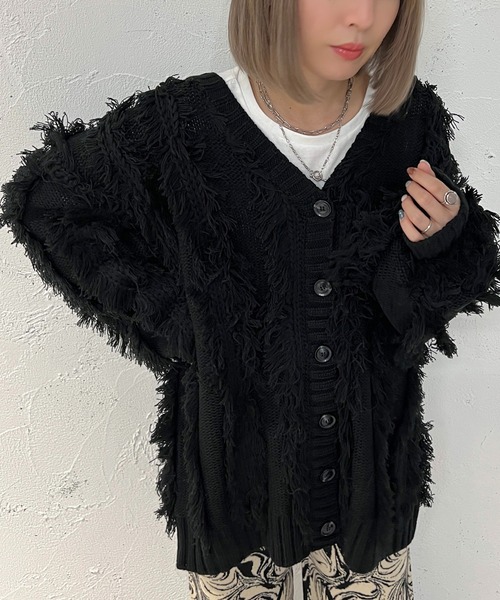 apres jour mignon(アプレジュールミニョン)の「フリンジルーズニットカーディガン【ZOZOTOWN限定アイテム】(カーディガン/ボレロ・レディース・ブラック/ブルー・フリー/X-LARGE)」の4枚目の写真