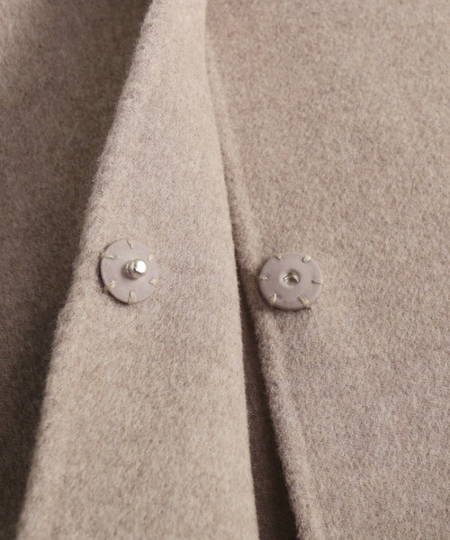Filomo（フィローモ）の「[Filomo]カシミヤブレンドウールダブルフェイスケープ（ポンチョ・レディース・ブラック/モカ/ライトグレー・ﾌﾘｰ(L)）」の15枚目の写真