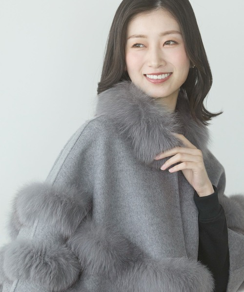 Filomo（フィローモ）の「[Filomo]カシミヤブレンドウールダブルフェイスケープ（ポンチョ・レディース・ブラック/モカ/ライトグレー・ﾌﾘｰ(L)）」の11枚目の写真