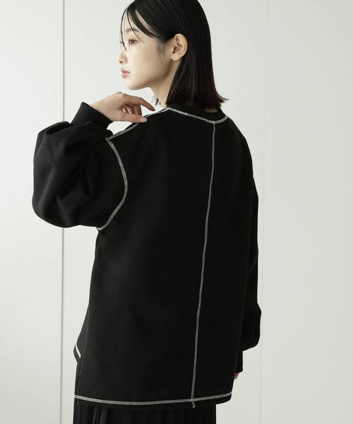 LAKOLE（ラコレ）の「配色ステッチ裏起毛プルオーバー / 180664（スウェット・レディース・ブラック/グレー/オフホワイト・SMALL/MEDIUM）」の3枚目の写真