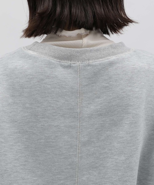 LAKOLE（ラコレ）の「配色ステッチ裏起毛プルオーバー / 180664（スウェット・レディース・ブラック/グレー/オフホワイト・SMALL/MEDIUM）」の20枚目の写真