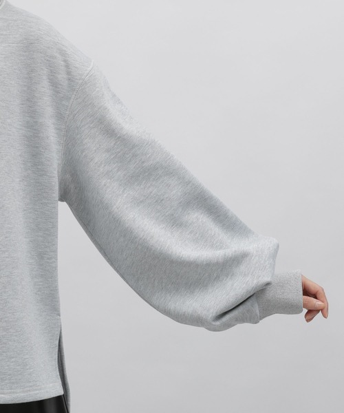 LAKOLE（ラコレ）の「配色ステッチ裏起毛プルオーバー / 180664（スウェット・レディース・ブラック/グレー/オフホワイト・SMALL/MEDIUM）」の22枚目の写真