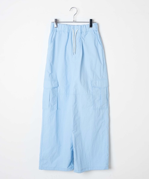 WEGO（ウィゴー）の「WEGO/ナイロンイージーワイドカーゴパンツ（カーゴパンツ・レディース・オフホワイト/サックスブルー/ブラック系その他/カーキ/ライトピンク/ライム/レッド/ブルー/オレンジ/ブラウン/マスタード・FREE）」の21枚目の写真