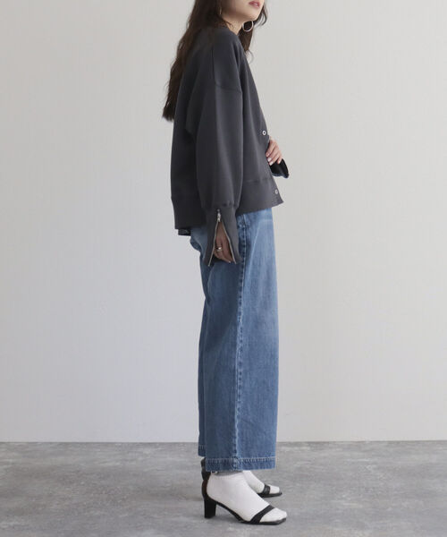 fredy emue（フレディエミュ）の「デニムセミワイドパンツ（デニムパンツ・レディース・ブルー/ネイビー・38/36）」の5枚目の写真