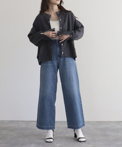 fredy emue（フレディエミュ）の「デニムセミワイドパンツ（デニムパンツ・レディース・ブルー/ネイビー・38/36）」の6枚目の写真