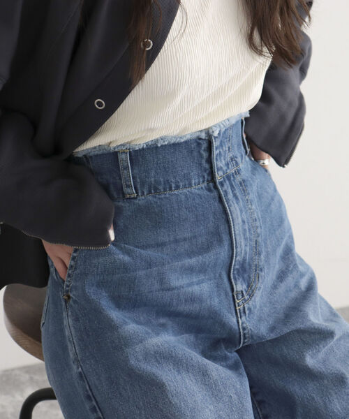 fredy emue（フレディエミュ）の「デニムセミワイドパンツ（デニムパンツ・レディース・ブルー/ネイビー・38/36）」の10枚目の写真
