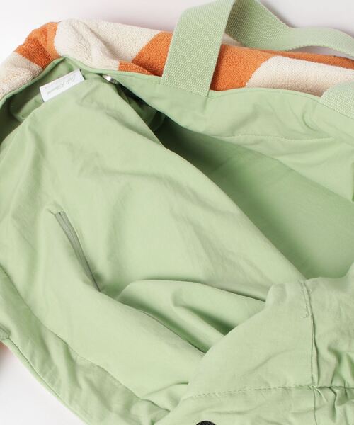 Café Kitsuné STRIPED BEACH CUSHION Café Kitsuné STRIPED BEACH CUSHION