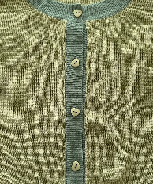 kutir（クティール）の「ハートボタンカーディガン（カーディガン/ボレロ・レディース・ブルー/グリーン・FREE）」の3枚目の写真