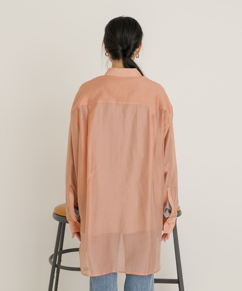 UR Lab.（アーバンリサーチラボ）の「シアーシャツチュニック（シャツ/ブラウス・レディース・ブラック/ブルー/ピンク系その他・FREE）」の11枚目の写真