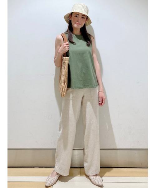 GAP(ギャップ)の「ウォッシュウェル リネン ワイドパンツ(その他パンツ・レディース・ベージュ/ホワイト/ブルー・XS/S/M/XXS/L)」の14枚目の写真