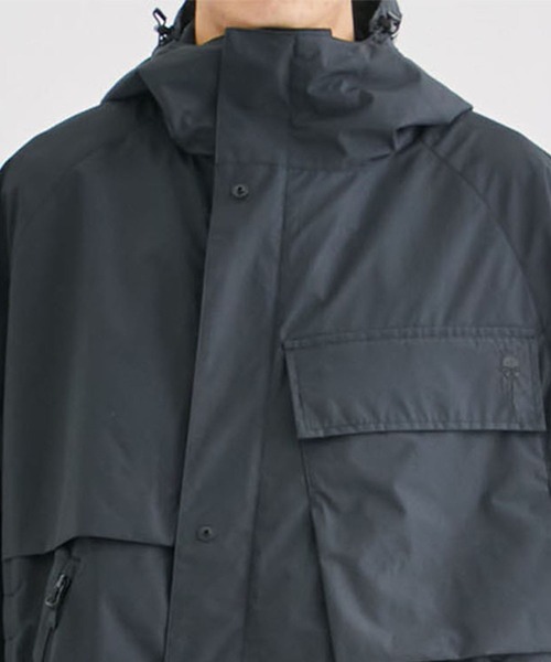 ALMOSTBLACK(オールモストブラック)の「【ALMOSTBLACK/オールモストブラック】GORETEX INFINIUM HOODIE COAT(その他アウター・メンズ・ブラック/グレー・1/2)」の11枚目の写真