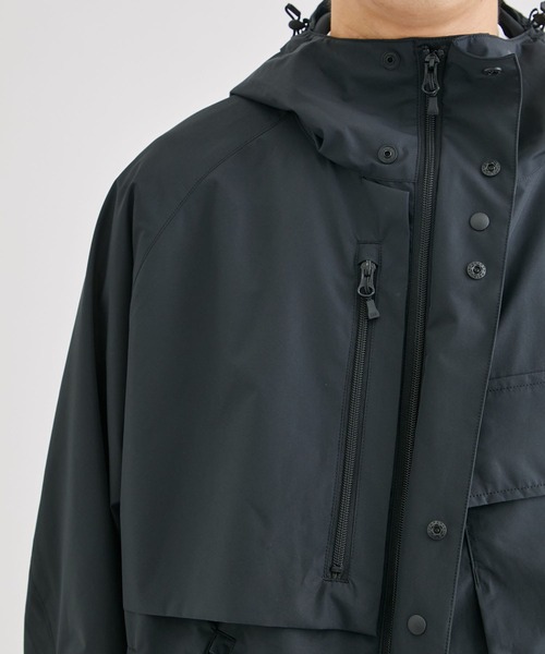 ALMOSTBLACK(オールモストブラック)の「【ALMOSTBLACK/オールモストブラック】GORETEX INFINIUM HOODIE COAT(その他アウター・メンズ・ブラック/グレー・1/2)」の8枚目の写真