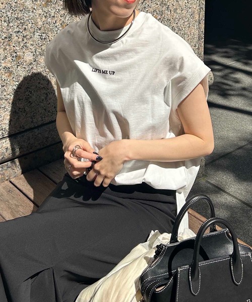 CAPRICIEUX LE'MAGE（カプリシューレマージュ）の「ノースリフロッキーTシャツ（Tシャツ/カットソー・レディース・ブルー/チャコールグレー/ベージュ/ホワイト・FREE）」の6枚目の写真