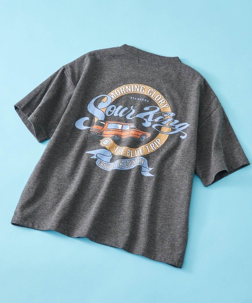 SHISKY（シスキー）の「SHISKY / シスキー ヴィンテージ 背面/ロゴプリント 杢天竺 ビックシルエット Tシャツ 半袖 キッズ（Tシャツ/カットソー・キッズ・ベージュ系1/杢グレー/ブラック系2/オートミール/グリーン系/ネイビー系/ベージュ系3/ベージュ系4/ベージュ系2/ブラック系/パープル系/ネイビー系1/ブラック系1/ベージュ系/グリーン系1/グレー系・110/120/150/130/140/160）」の3枚目の写真