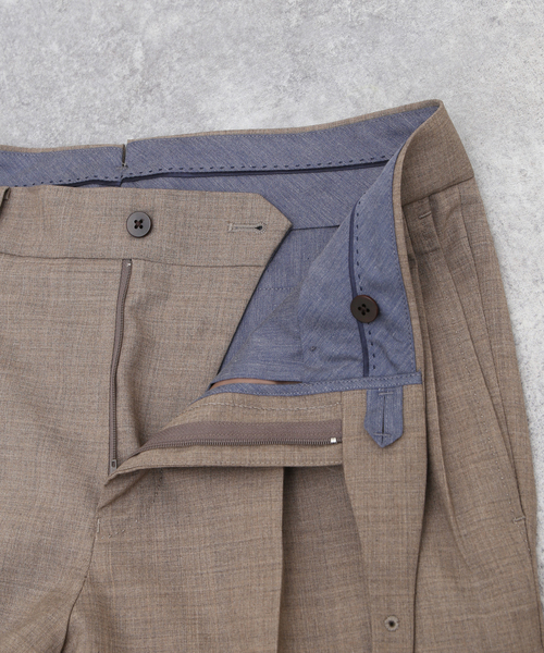 EDIFICE（エディフィス）の「【avancer / アボンシェル】グルカパンツ（スラックス・メンズ・チャコールグレー/グレー/ブラウン・44/46/48）」の9枚目の写真