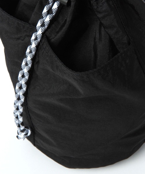 LOWRYS FARM（ローリーズファーム）の「ハッスイキンチャクショルダー　704358（ショルダーバッグ・レディース・ブラック/オレンジ/アイボリー・FREE）」の19枚目の写真