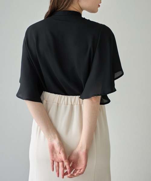 tocco closet(トッコ クローゼット)の「【ZOZO限定】フリルスリーブブラウス(シャツ/ブラウス・レディース・オフホワイト/ブラック・M)」の4枚目の写真