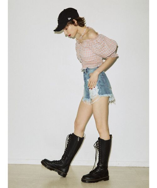 jouetie(ジュエティ)の「2WAYオフショルブラウス【ホルターネック/ギンガムチェック】(シャツ/ブラウス・レディース・ピンク/オレンジ/ブラック/オフホワイト・MEDIUM)」の10枚目の写真