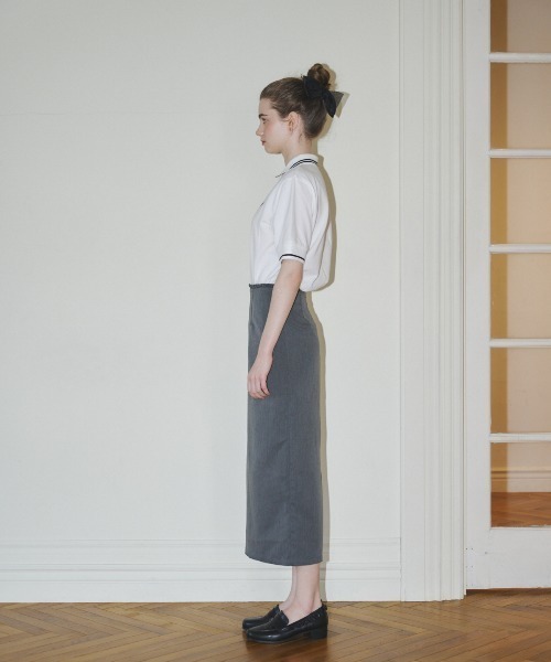 MIRO AMURETTE（ミロアミュレット）の「niwatori over polo T/オーバーサイズポロシャツ（ポロシャツ・レディース・ブラック/ホワイト・FREE）」の4枚目の写真