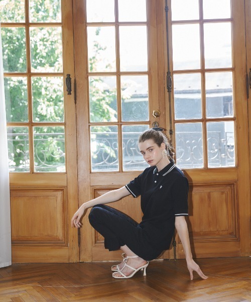 MIRO AMURETTE（ミロアミュレット）の「niwatori over polo T/オーバーサイズポロシャツ（ポロシャツ・レディース・ブラック/ホワイト・FREE）」の5枚目の写真