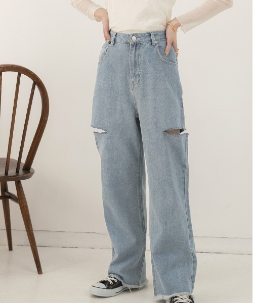 ad thie（アドティエ）の「裾フリンジ・後ろゴム サイドカット ワイドデニム（デニムパンツ・レディース・ライトブルー/ブラック/サックスブルー・FREE）」の8枚目の写真