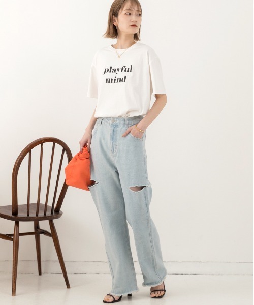 ad thie（アドティエ）の「裾フリンジ・後ろゴム サイドカット ワイドデニム（デニムパンツ・レディース・ライトブルー/ブラック/サックスブルー・FREE）」の17枚目の写真