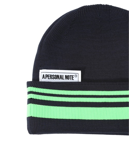 JNBY(ジェーエヌビーワイ)の「APN Logo-patch Striped Polyester Beanie Hat(ニットキャップ/ビーニー・レディース・ブラック/パープル・ONE SIZE)」の8枚目の写真