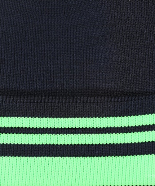 JNBY(ジェーエヌビーワイ)の「APN Logo-patch Striped Polyester Beanie Hat(ニットキャップ/ビーニー・レディース・ブラック/パープル・ONE SIZE)」の9枚目の写真