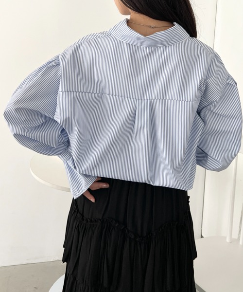 CLEA(クレア)の「2WAY ボリュームスリーブ ルーズストライプシャツトップス(シャツ/ブラウス・レディース・ブラック/ブルー・FREE)」の11枚目の写真