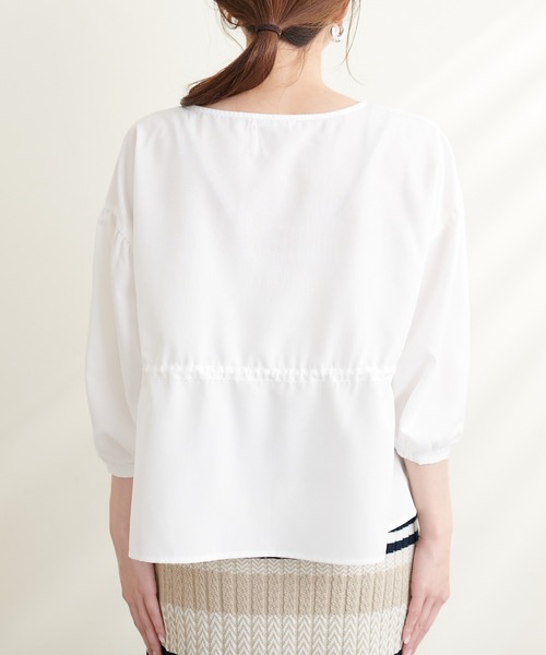 natural couture(ナチュラルクチュール)の「ウエストドロストブルゾン(ブルゾン・レディース・オフホワイト/ベージュ/グレイッシュベージュ・FREE)」の20枚目の写真