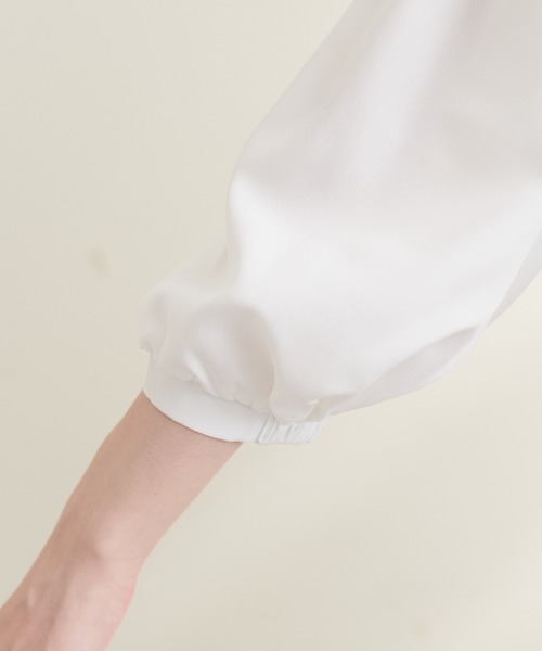 natural couture(ナチュラルクチュール)の「ウエストドロストブルゾン(ブルゾン・レディース・オフホワイト/ベージュ/グレイッシュベージュ・FREE)」の6枚目の写真