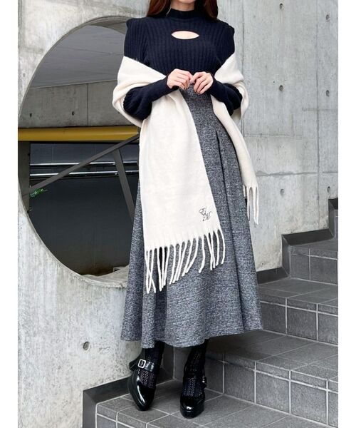 EATME（イートミー）の「E/Mロゴ刺繍マフラー（マフラー・レディース・ブラック/ピンク/アイボリー・FREE）」の19枚目の写真