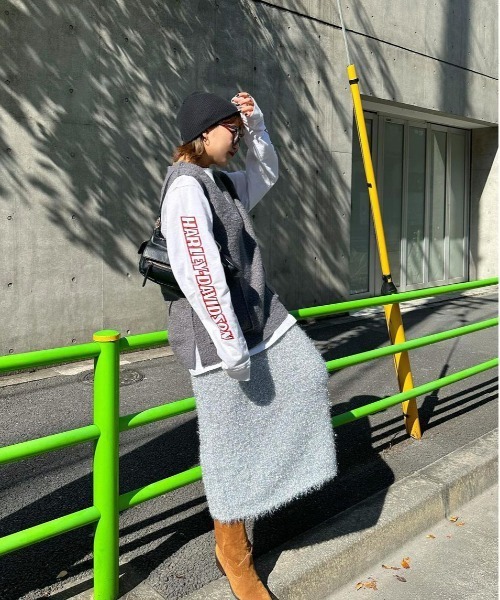 Meli rich(メリーリッチ)の「プードルボアベスト(ベスト・レディース・ライトベージュ/モカ/グレー/ブラック・MEDIUM)」の10枚目の写真