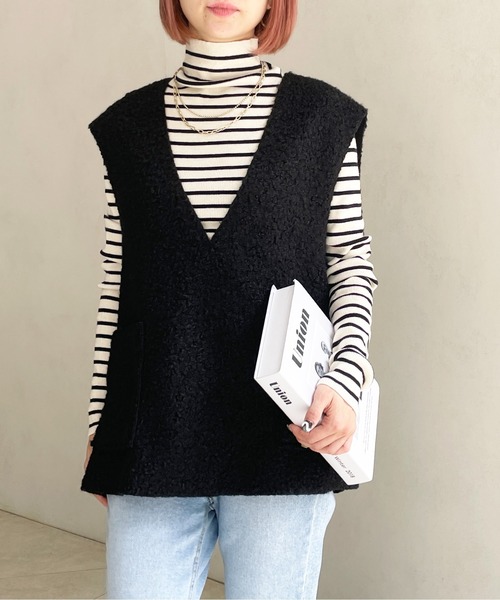 Meli rich(メリーリッチ)の「プードルボアベスト(ベスト・レディース・ライトベージュ/モカ/グレー/ブラック・MEDIUM)」の13枚目の写真