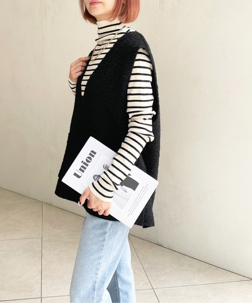 Meli rich(メリーリッチ)の「プードルボアベスト(ベスト・レディース・ライトベージュ/モカ/グレー/ブラック・MEDIUM)」の21枚目の写真