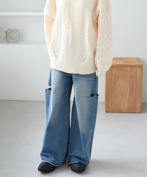 ECRIRE(エクリール)の「カットアウト ワイドデニムパンツ(デニムパンツ・レディース・ブルー・M)」の18枚目の写真