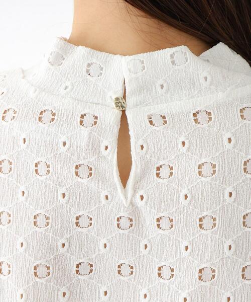 index（インデックス）の「◆ハイネックタックスリーブカットソー/ボリューム袖【洗濯機洗い可】（Tシャツ/カットソー・レディース・オフホワイト/ダークオレンジ/ブラック・36/38/42/40）」の7枚目の写真