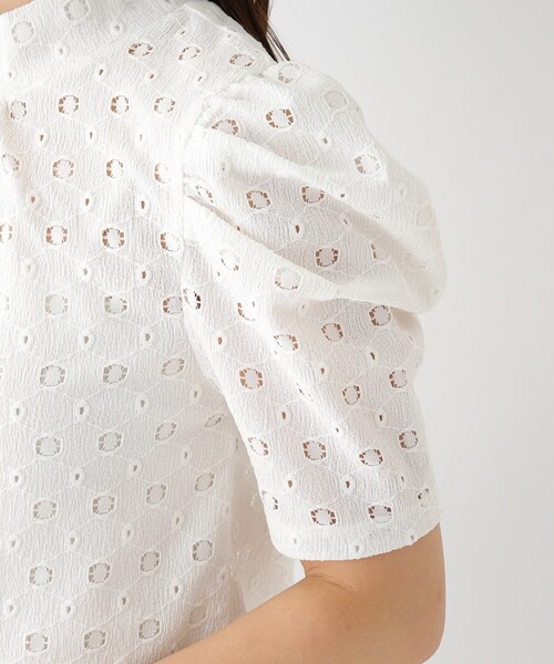 index（インデックス）の「◆ハイネックタックスリーブカットソー/ボリューム袖【洗濯機洗い可】（Tシャツ/カットソー・レディース・オフホワイト/ダークオレンジ/ブラック・36/38/42/40）」の8枚目の写真