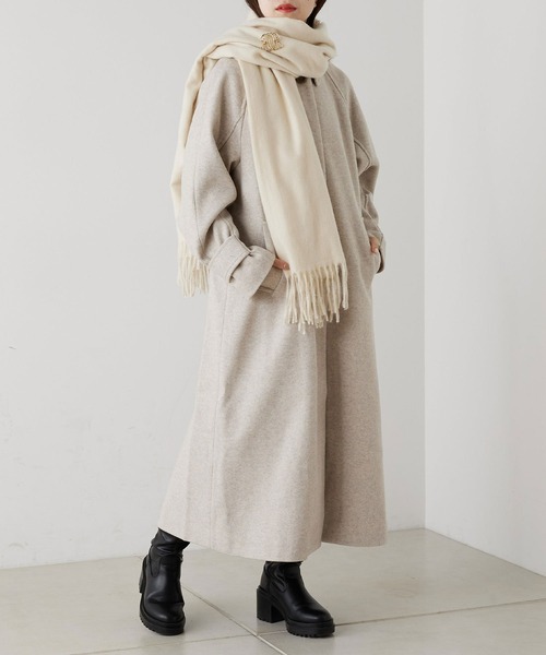 Chico（チコ）の「【WEB限定/REVIVAL】刺繍入り無地ストール（マフラー・レディース・ブラック/アイボリー/グレー・FREE）」の9枚目の写真