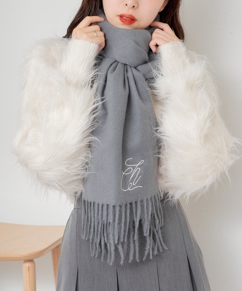 Chico（チコ）の「【WEB限定/REVIVAL】刺繍入り無地ストール（マフラー・レディース・ブラック/アイボリー/グレー・FREE）」の21枚目の写真