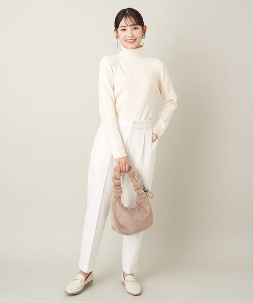 a.v.v（アーヴェヴェ）の「ワンハンドルエコファーバッグ（ハンドバッグ・レディース・イエロー/ブルー/ベージュ・38）」の6枚目の写真