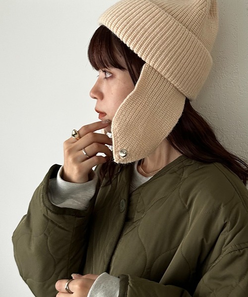 DISCOAT（ディスコート）の「イヤーフラップ付ニットキャップ（ニットキャップ/ビーニー・レディース・グレー/ブラック/アイボリー・FREE）」の13枚目の写真