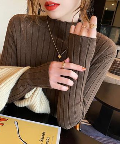 Lilamusant(リラミュゾン)の「【Un】【it】【Lilamusant(リラミュゾン)】もちふわ とろみハイネックリブニットトップス プルオーバー(ニット/セーター・レディース・ベージュ/ブラウン/ブルー系その他/ブラック/アイボリー・FREE)」の4枚目の写真